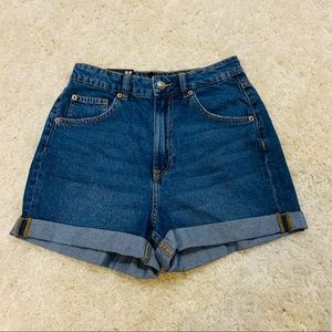 NWT Divided High Rise Mom Shorts